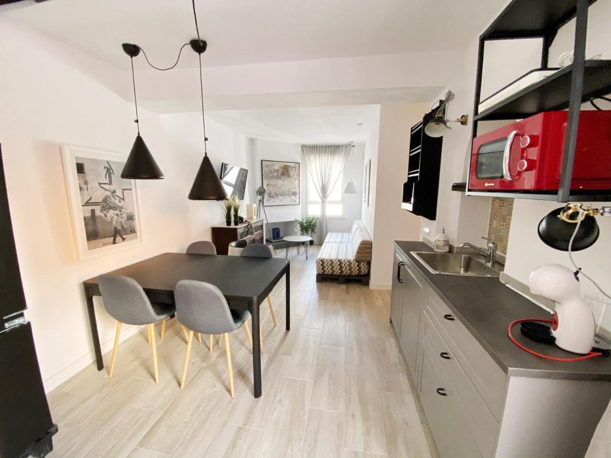 Casa Kalameta Apartment เอสเตโปนา ภายนอก รูปภาพ
